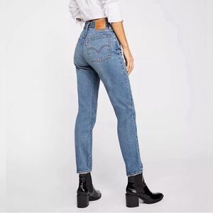 Levi's Premium Capital E High rise button fly ankle length Crop slim women’s 27